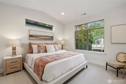 12315 NE 70th Lane #2, Kirkland, WA 98033 - Photo 17