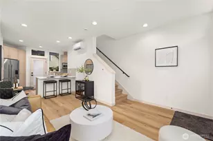 7005 9th Ave NE, Seattle, WA 98115 - Photo 7