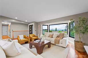 1871 N Skyline Dr, Tacoma, WA 98406 - Photo 3