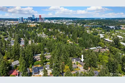 10466 SE 19th Street, Bellevue, WA 98004 - Photo 23