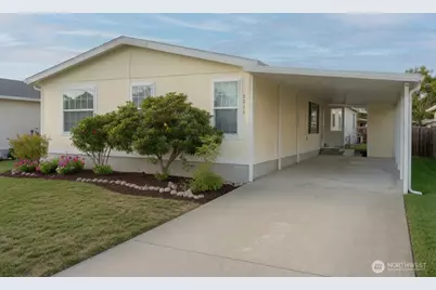 2011 E 95th St, Tacoma, WA 98445 - Photo 1