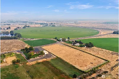 1588 NE E Road, Moses Lake, WA 98837 - Photo 5