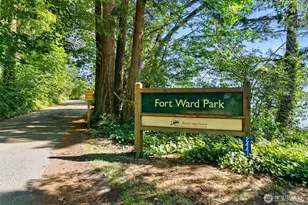 1827 Parade Grounds Ave NE, Bainbridge Island, WA 98110 - Photo 23