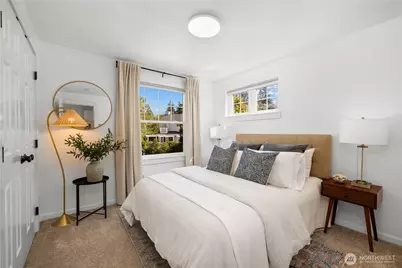 1827 Parade Grounds Avenue NE, Bainbridge Island, WA 98110 - Photo 15