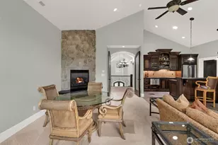 817 SE 202nd Ct, Camas, WA 98607 - Photo 23