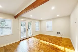 1111 34th Ave, Seattle, WA 98122 - Photo 5