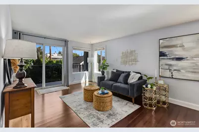 10110 Greenwood Avenue N #204, Seattle, WA 98133 - Photo 1