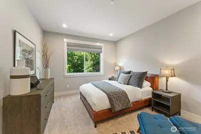 11822 Holmes Point Drive NE, Kirkland, WA 98034 - Photo 31