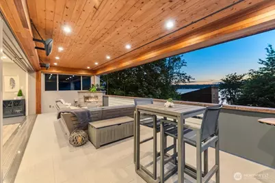 11822 Holmes Point Drive NE, Kirkland, WA 98034 - Photo 15