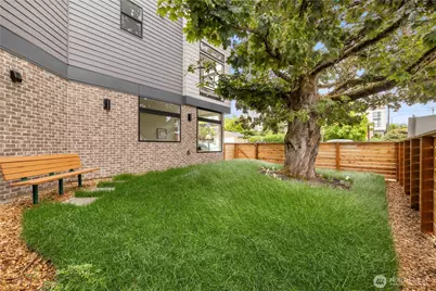 7009 9th Avenue NE, Seattle, WA 98115 - Photo 25