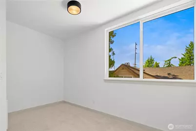 7009 9th Avenue NE, Seattle, WA 98115 - Photo 15