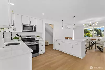 11235 NE 146th St, Kirkland, WA 98034 - Photo 13