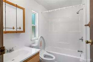 10110 Olalla Valley Rd SE, Olalla, WA 98359 - Photo 17