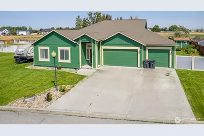 121 Scenic Drive NE, Moses Lake, WA 98837 - Photo 3