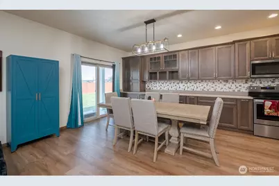 121 Scenic Drive NE, Moses Lake, WA 98837 - Photo 11