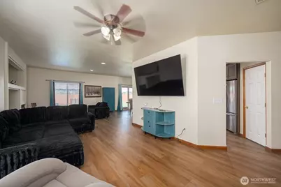 121 Scenic Drive NE, Moses Lake, WA 98837 - Photo 13