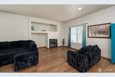 121 Scenic Drive NE, Moses Lake, WA 98837 - Photo 17