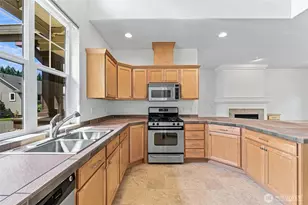 23918 NE Adair Rd, Redmond, WA 98053 - Photo 9