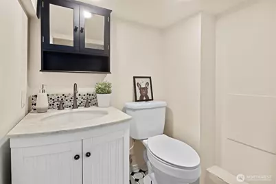 11237 84th Avenue S, Seattle, WA 98178 - Photo 23