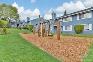 16817 Larch Way, Lynnwood, WA 98037 - Photo 17