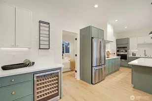 7008 Linden Ave N, Seattle, WA 98103 - Photo 9