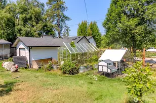 306 SW 1st St, South Prairie, WA 98385 - Photo 33