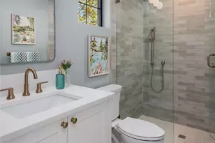 12416 NE 72nd St, Kirkland, WA 98033 - Photo 23