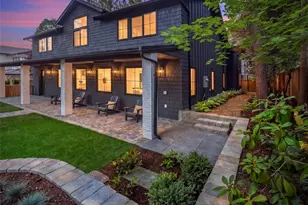 12416 NE 72nd St, Kirkland, WA 98033 - Photo 3