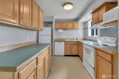 608 24th Street SE, Auburn, WA 98002 - Photo 11