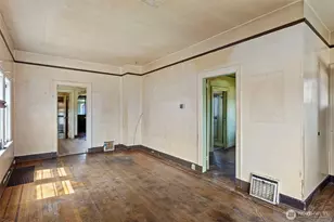 3029 21st Ave S, Seattle, WA 98144 - Photo 5