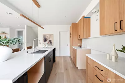 5301 49th Avenue SW, Seattle, WA 98136 - Photo 13