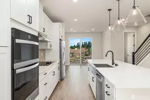 9007 NE 203rd Ln, Bothell, WA 98011 - Photo 9