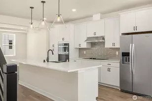 9007 NE 203rd Ln, Bothell, WA 98011 - Photo 13
