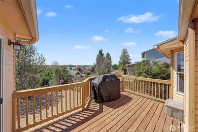 909 W Windrose Drive, Moses Lake, WA 98837 - Photo 15