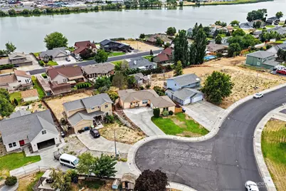909 W Windrose Drive, Moses Lake, WA 98837 - Photo 35