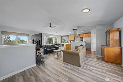 909 W Windrose Drive, Moses Lake, WA 98837 - Photo 3