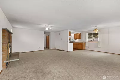 825 Livingston Bay Shore Drive, Camano Island, WA 98282 - Photo 3