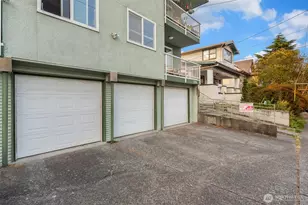 506 N 45th St, Seattle, WA 98103 - Photo 17