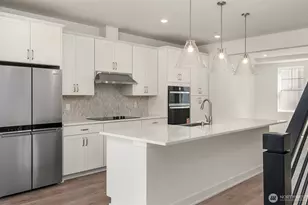 9007 NE 203rd Ln, Bothell, WA 98011 - Photo 11