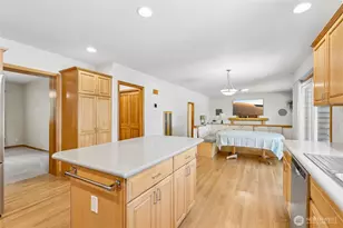15816 84th Ave NE, Kenmore, WA 98028 - Photo 9