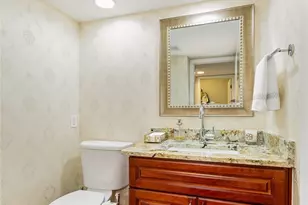 11911 Stendall Dr N, Seattle, WA 98133 - Photo 19