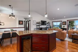 2303 N Bluff Rd, Greenbank, WA 98253 - Photo 11