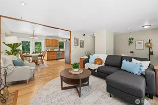 711 Eagle Cliff Rd NE, Bainbridge Island, WA 98110 - Photo 7