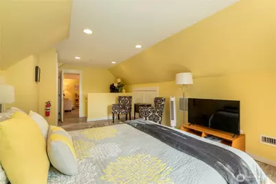 11633 NE 92nd St, Kirkland, WA 98033 - Photo 35