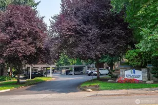 10016 NE 120th Ln, Kirkland, WA 98034 - Photo 1