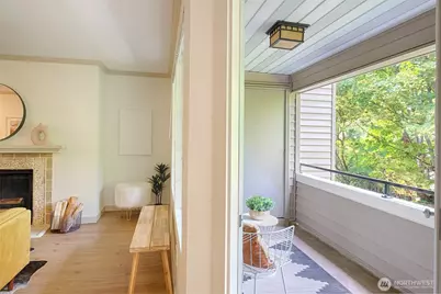 10016 NE 120th Lane #F202, Kirkland, WA 98034 - Photo 11
