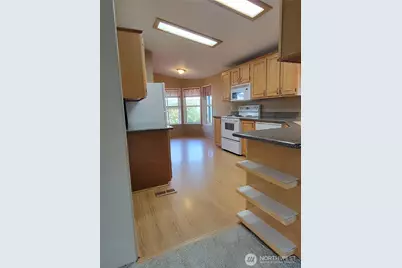 14727 43rd Avenue NE #102, Marysville, WA 98271 - Photo 5