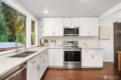 15650 Issaquah Hobart Road SE, Issaquah, WA 98027 - Photo 11