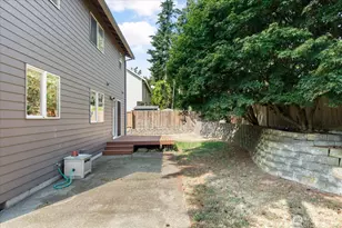 594 SW Regency Dr, Oak Harbor, WA 98277 - Photo 33