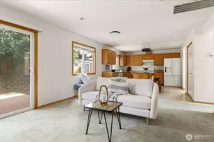 594 SW Regency Dr, Oak Harbor, WA 98277 - Photo 17